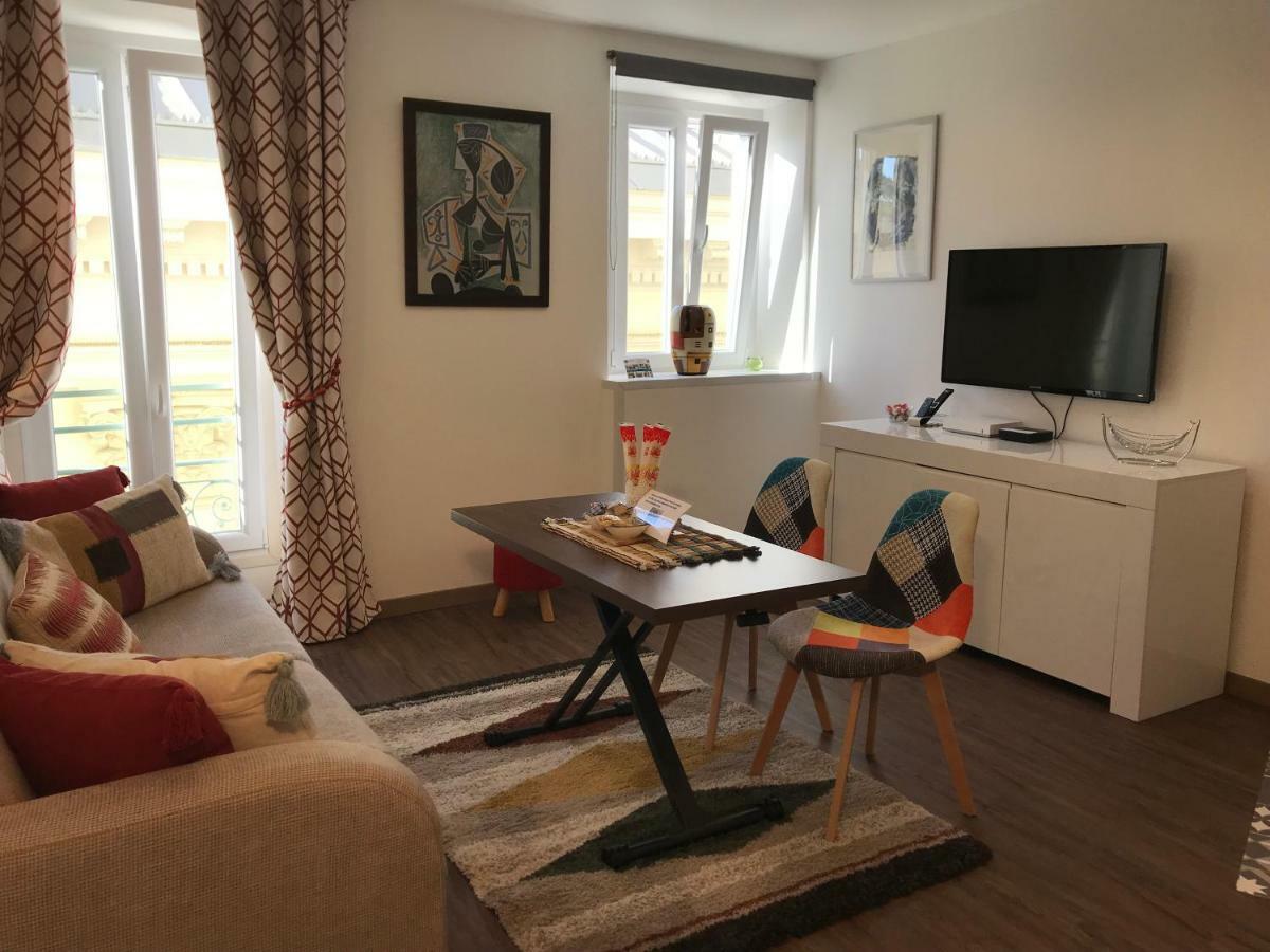 Chouette Massena Nizza